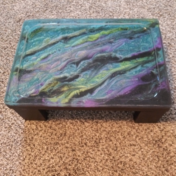 CUSTOM Pet Feeding Station Elevated Wood Art - Picture 17 of 17